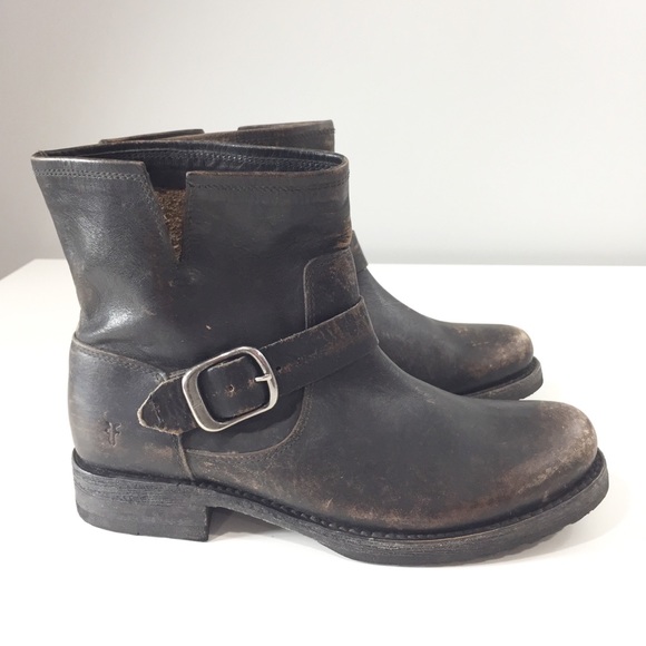 frye veronica bootie black